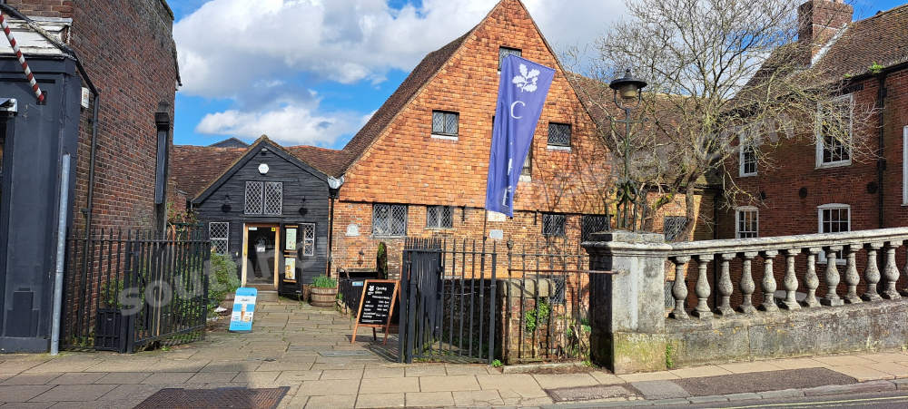 City Mill Café