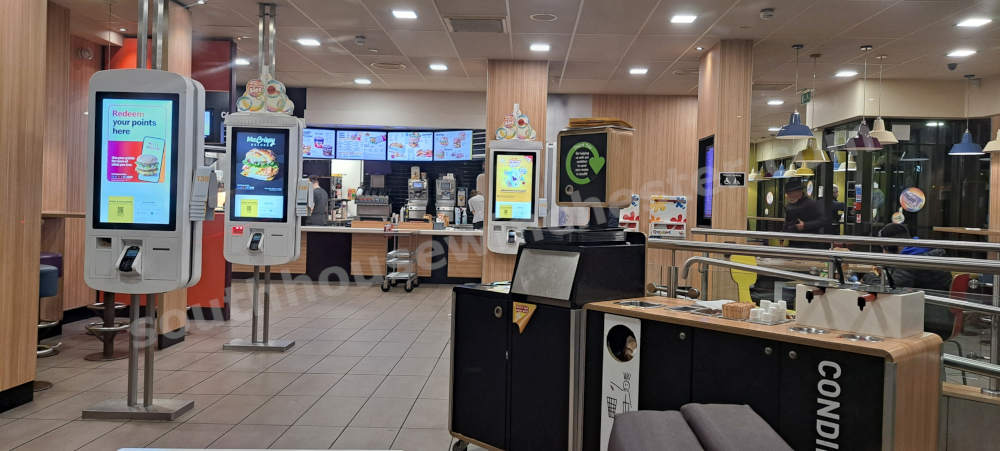 McDonald's_inside