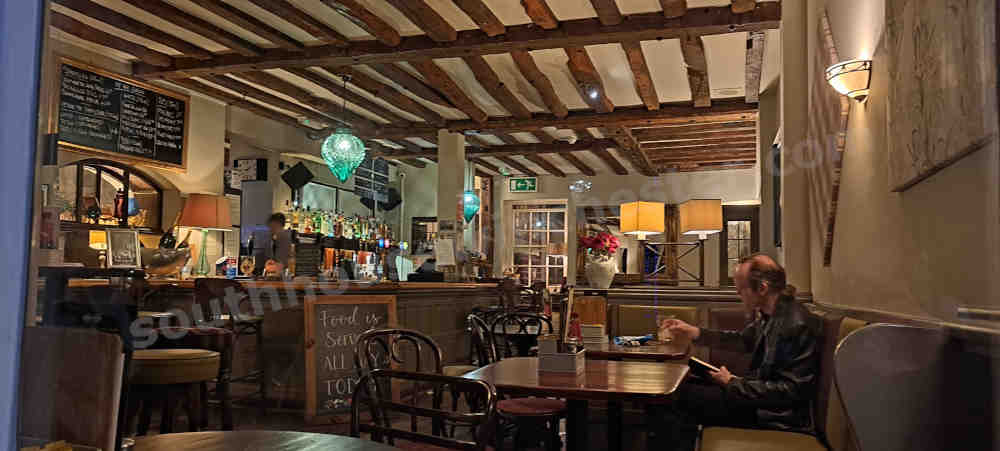 The Old Vine_inside