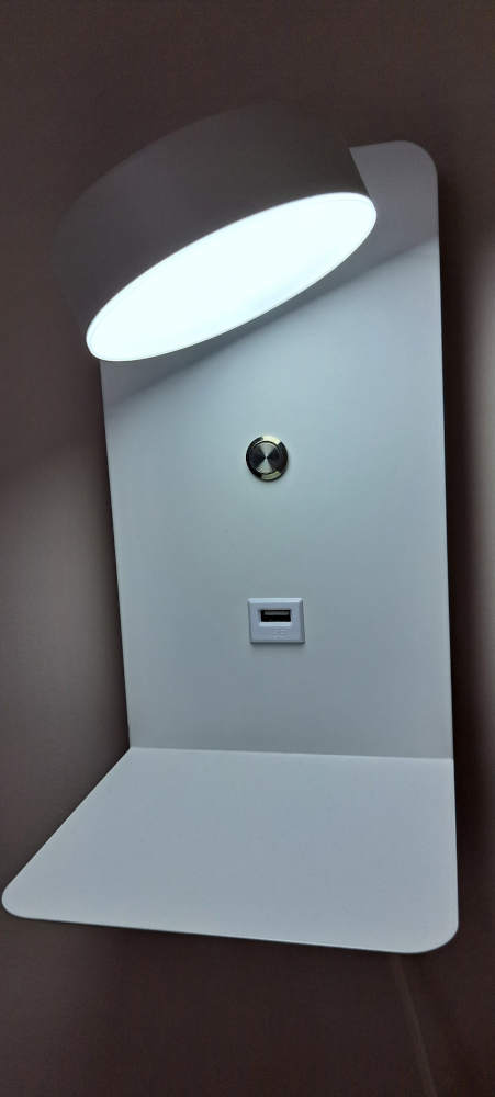 bedroom 3 lamp with usb charger